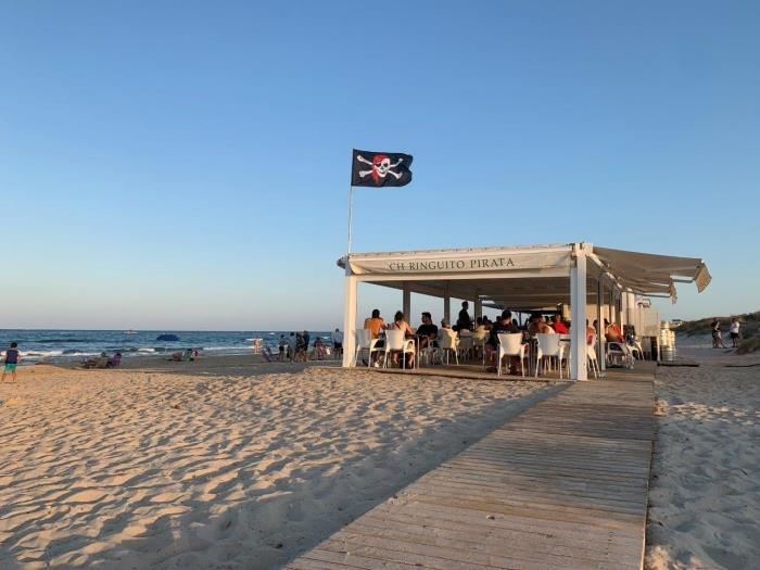 Ambiente en los chiringuitos de Las Higuericas