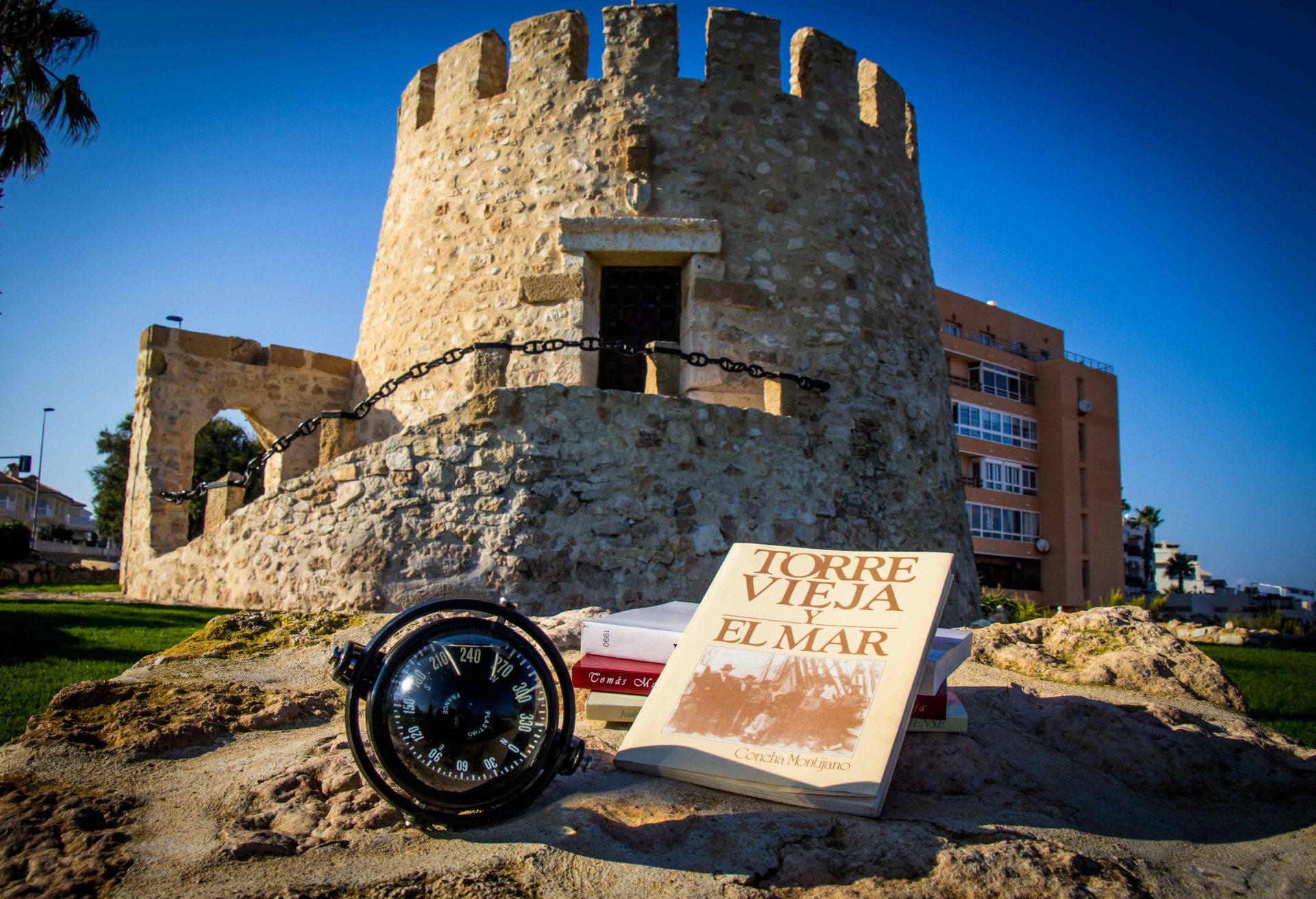 Torre del Moro sobre Cabo Cervera